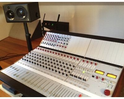 La primera consola Rupert Neve 5088 ya está en la Península