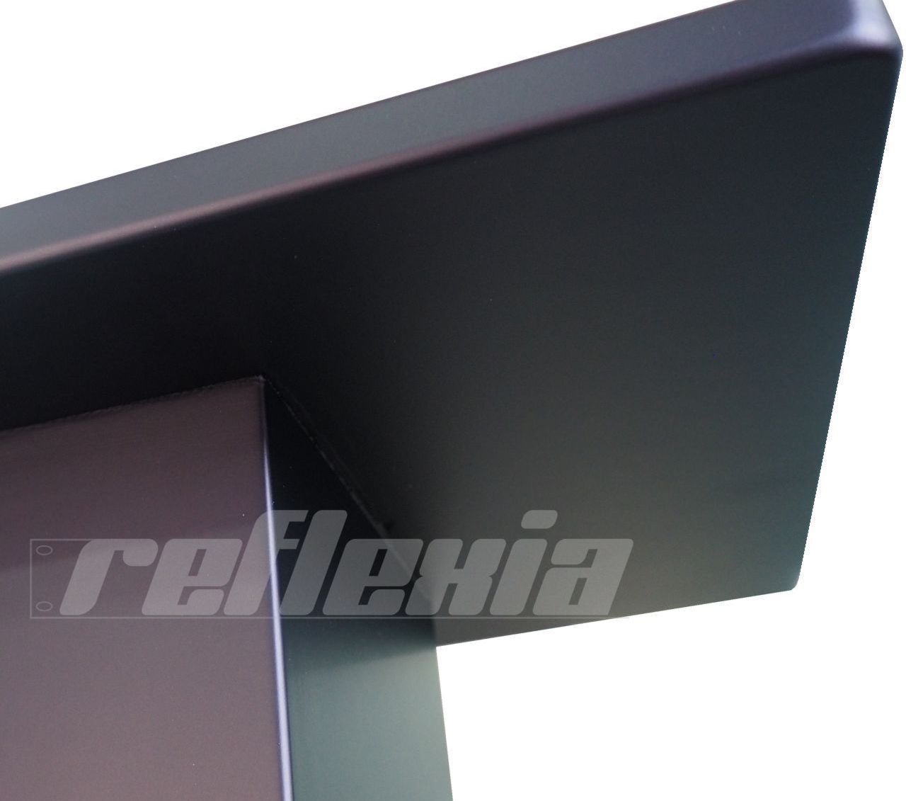 Reflexia Black Hole, Reflexion Arts’ new stand for speakers